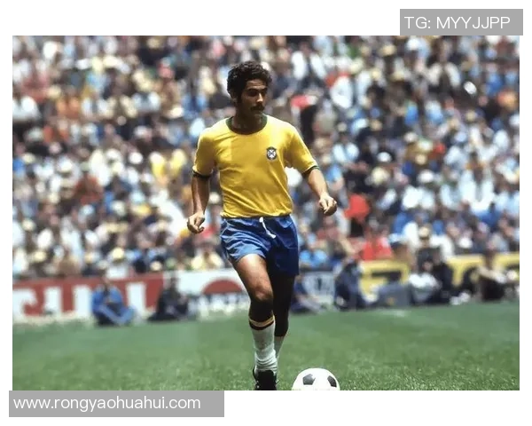 巴西足球历史上的第一球星是谁他如何定义了巴西足球的辉煌