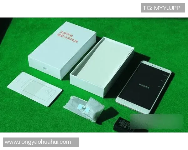 全新帕尼尼足球星卡盲盒包装开箱体验带你探索未知惊喜