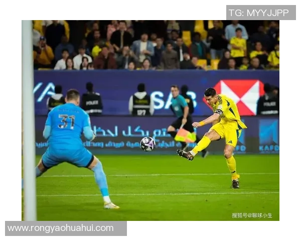 足球巨星儿子奢侈生活引发热议为何这位继承人被批败家不节俭 足球巨星儿子奢侈生活引发热议为何这位继承人被批败家不节俭